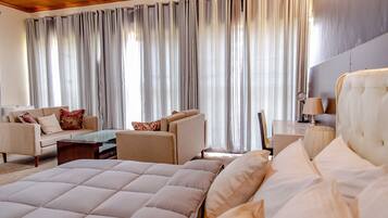 Executive Suite, 1 Double Bed | 4 bedrooms, free WiFi, bed sheets
