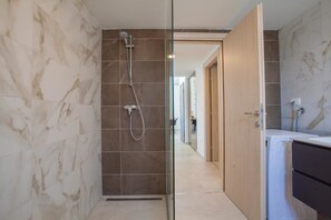 Apartment, 4 Bedrooms, Sea View | Bathroom | Bidet, towels, toilet paper - Apartments Delux Skalnica - Adults Only (Cres)