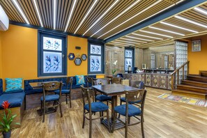 Food court - Wonder Wood Hotel (Istanbul)