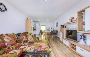 Villa, Private Pool | Living area | Flat-screen TV - House Beba (Vinodol)