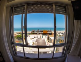 Quarto panorâmico | Frigobar, Wi-Fi de cortesia, roupa de cama