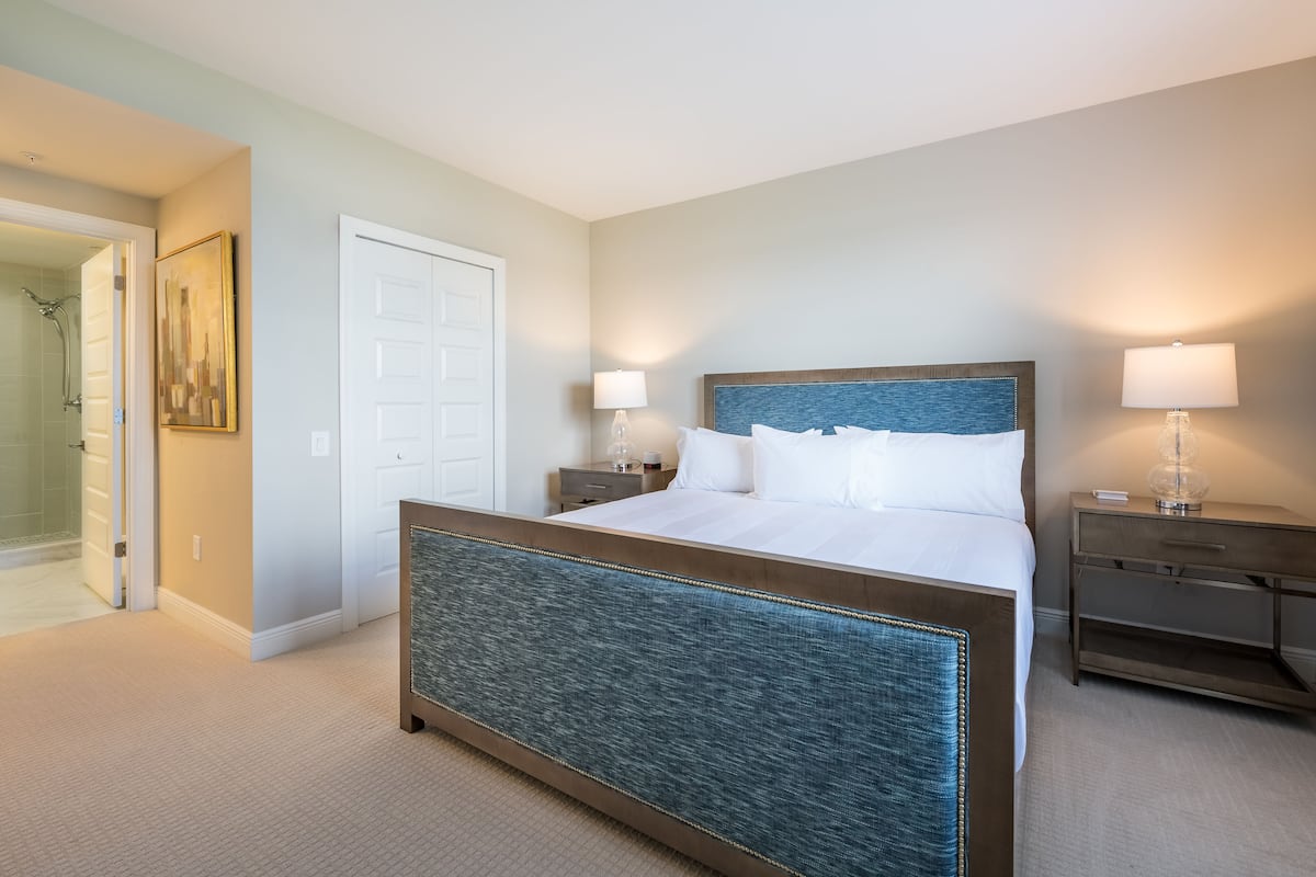 Premium bedding, pillowtop beds, in-room safe, laptop workspace