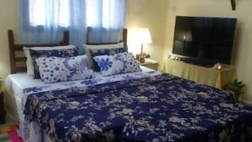 Double Room | Iron/ironing board, free WiFi