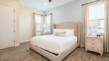 2 slaapkamers, een kluis op de kamer, een strijkplank/strijkijzer