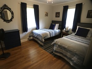 2 Schlafzimmer, Bügeleisen/Bügelbrett, Reisekinderbett, WLAN