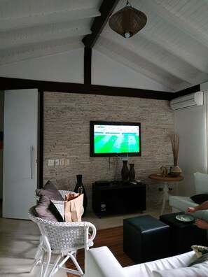 Fernseher, DVD-Player