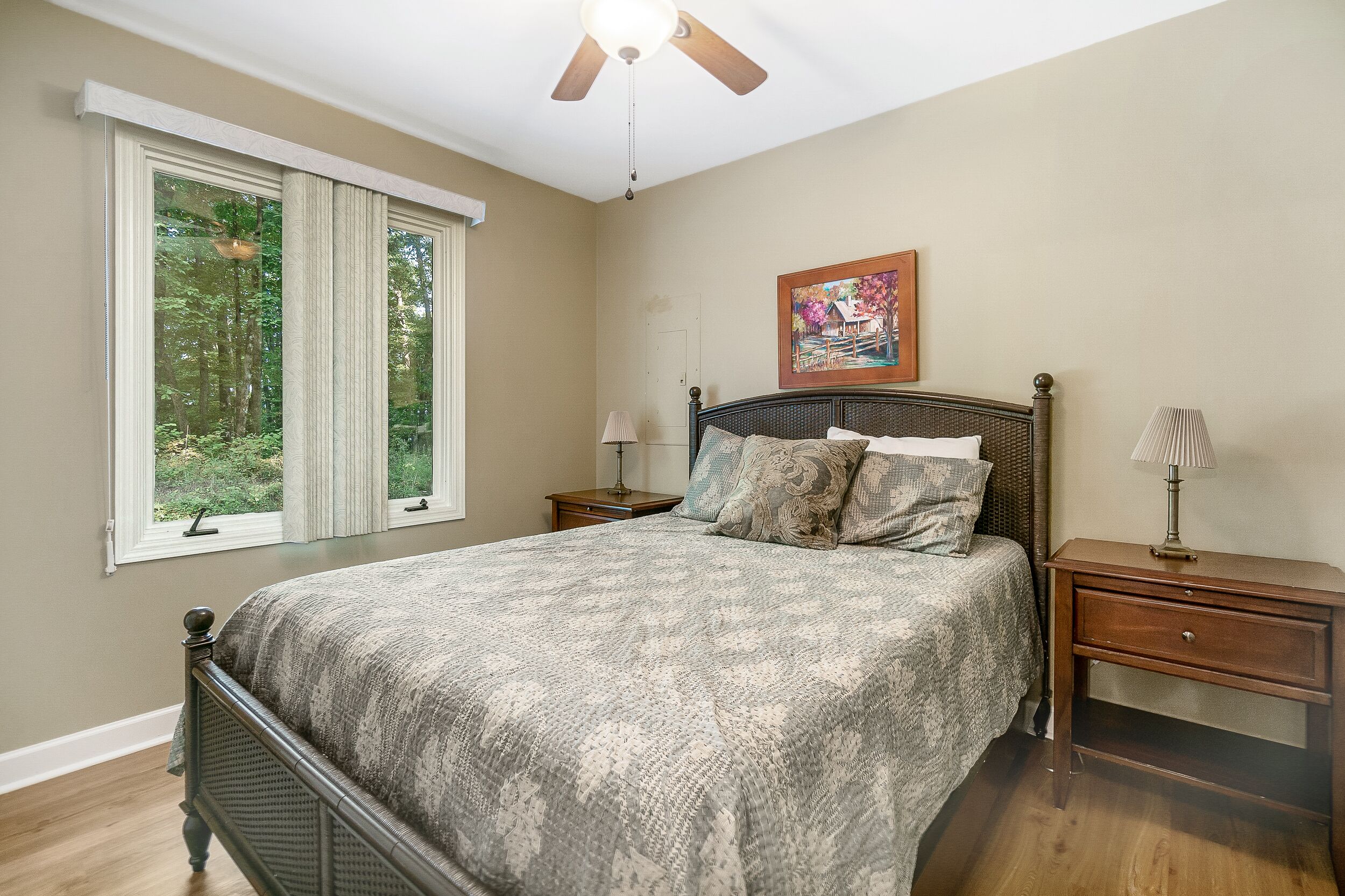 3 bedrooms, WiFi, bed sheets