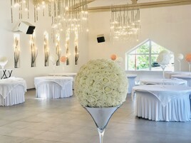 舒适双人房, 独立浴室, 运河景观 | 餐厅