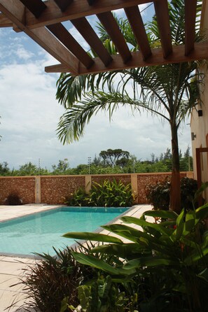 Alberca al aire libre 