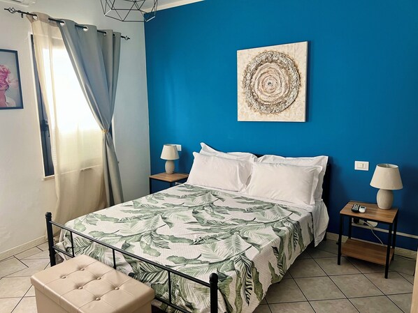 Elite-huone | Untuvapeitot, yksilöllisesti sisustettu, yksilöllisesti kalustettu