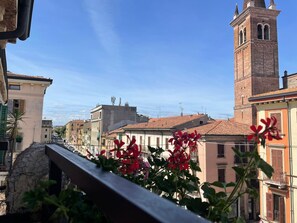 Kahden hengen comfort-huone | Kaupunkinäkymä majoituspaikasta