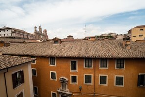 إطلالة الغرفة