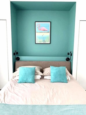 3 Schlafzimmer, Schreibtisch, Bügeleisen/Bügelbrett, WLAN