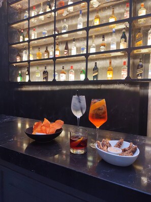 Bar (in der Unterkunft)
