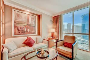 Televisión, oficina