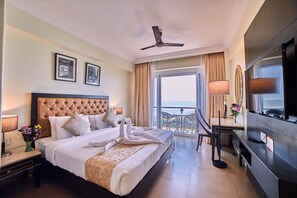Ocean View room | Minibar, in-room safe, blackout drapes, soundproofing - Royale Exotica (Calangute)