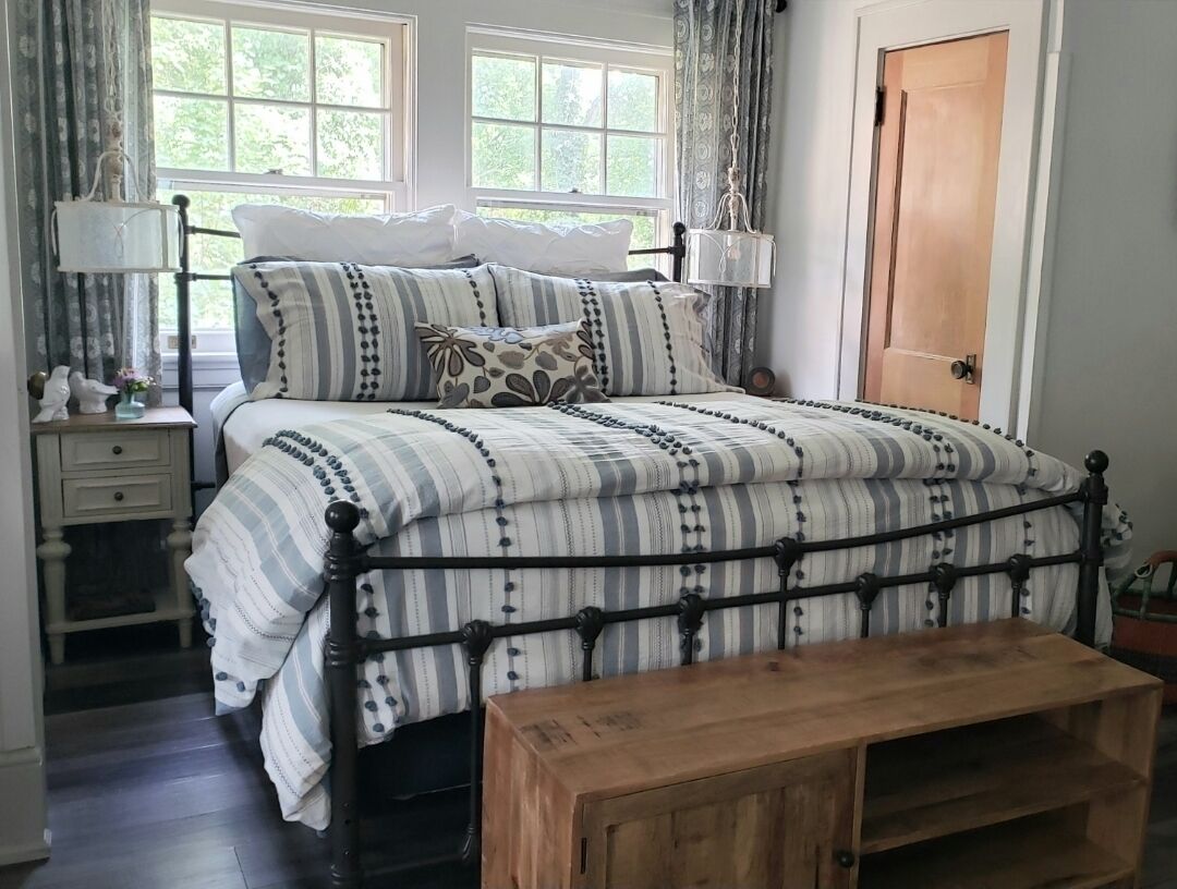 1 chambre, fer et planche à repasser, Wi-Fi gratuit, draps fournis