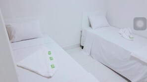 2 bedrooms, WiFi, bed sheets, wheelchair access
