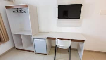 1 chambre, bureau, rideaux occultants, Wi-Fi gratuit