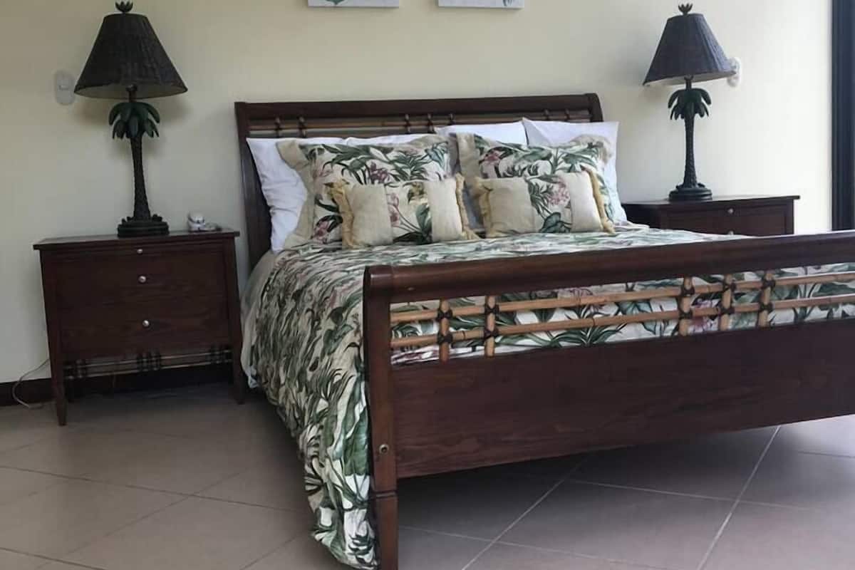 Deluxe House, 3 Bedrooms, Pool Access (In a Gated Community) | Laptop workspace, WiFi (free), individually decorated