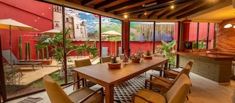 Hotel Boutique La Casona Colorada