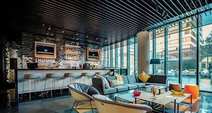 Ola Santiago Providencia, Tapestry Collection by Hilton