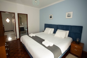 3 Schlafzimmer, schallisolierte Zimmer, Bügeleisen/Bügelbrett