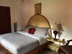 Suite Superior | Biancheria da letto di alta qualità, copriletto in piuma