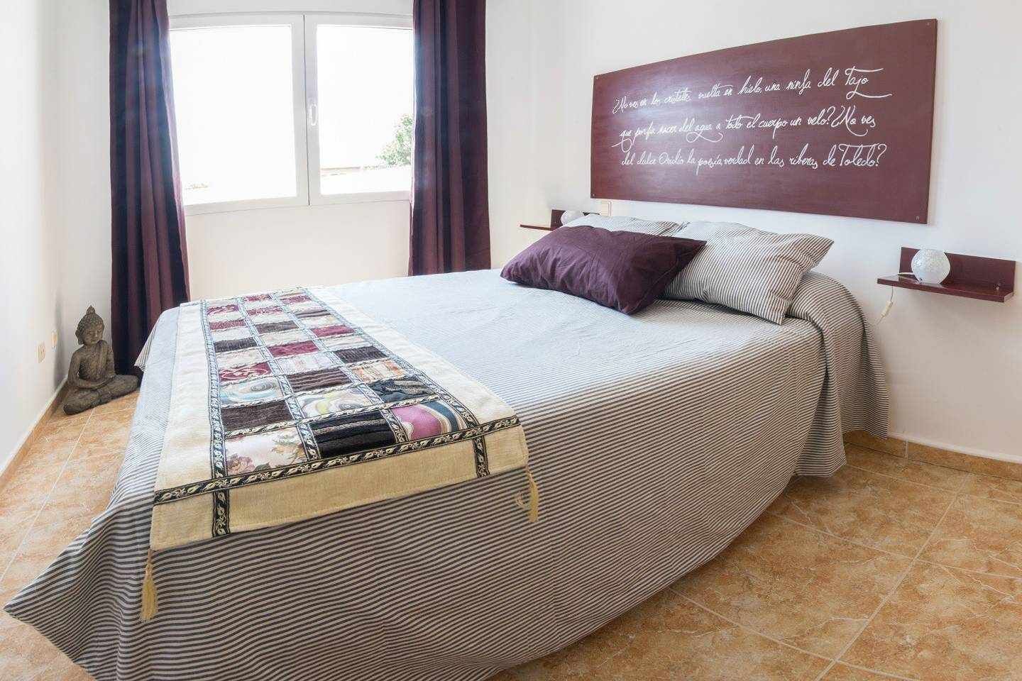 3 dormitorios, tabla de planchar con plancha, cuna de viaje y wifi