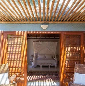 Suite (Master) | Minibar, in-room safe, free WiFi, bed sheets - Pousada Capim Santo Trancoso (Porto Seguro)
