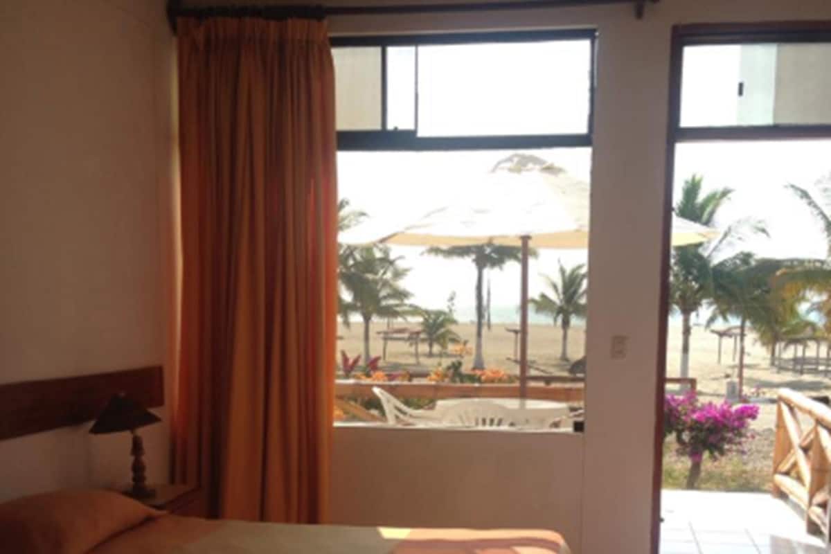 Standard Double Room | Bed sheets