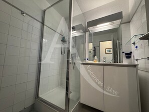 Dusche