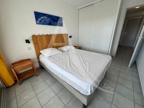 1 bedroom, iron/ironing board, free WiFi
