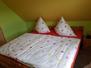 2 Schlafzimmer, Zimmersafe, WLAN, Bettwäsche
