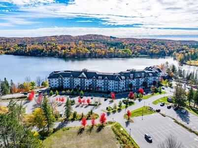 Deerhurst - Private 3 bedroom condo