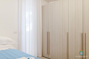 1 bedroom, in-room safe, iron/ironing board, WiFi