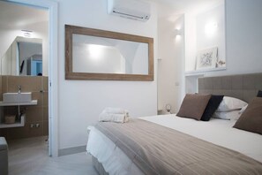 4 Schlafzimmer, Zimmersafe, Bügeleisen/Bügelbrett, Reisekinderbett