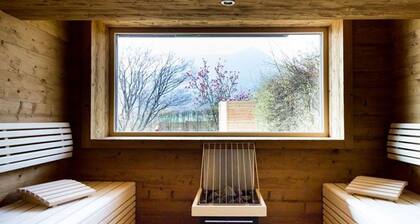 Salon de jardin accessible en fauteuil roulant avec terrasse - Landgasthof Hotel Aichingerwirt *** superior