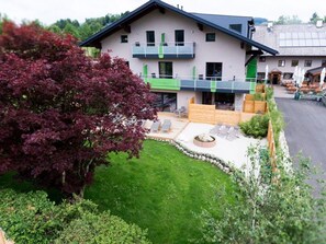 Exterior - Wheelchair-accessible garden suite with terrace - Landgasthof Hotel Aichingerwirt *** superior (Keuschen)