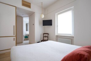 3 Schlafzimmer, Bügeleisen/Bügelbrett, Internetzugang, Bettwäsche