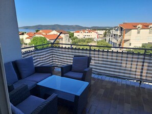 Property grounds - Apartment in Brodarica with Seaview, Balcony, Air condition, WIFI (4731-4) (Šibenik-Brodarica)
