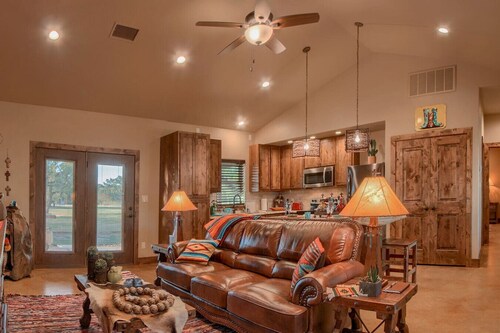 Lone Star Cabin No. 7