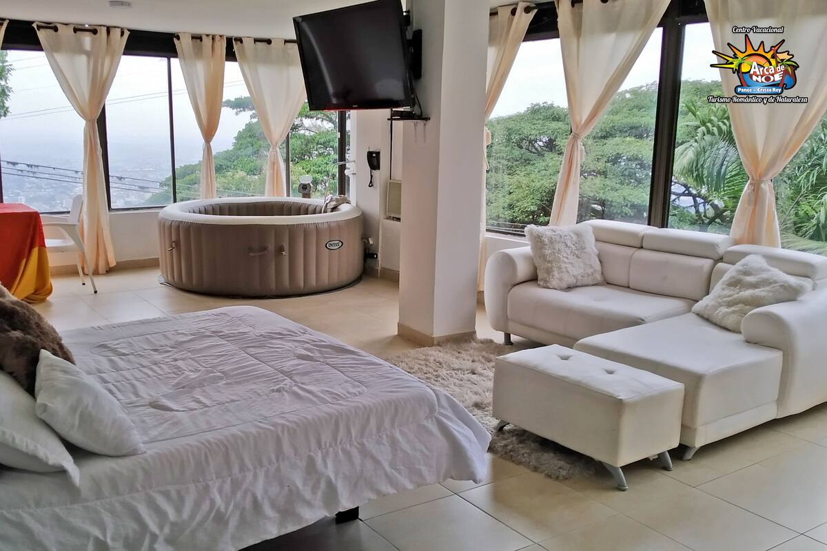 Junior Room | Premium bedding, in-room safe, bed sheets