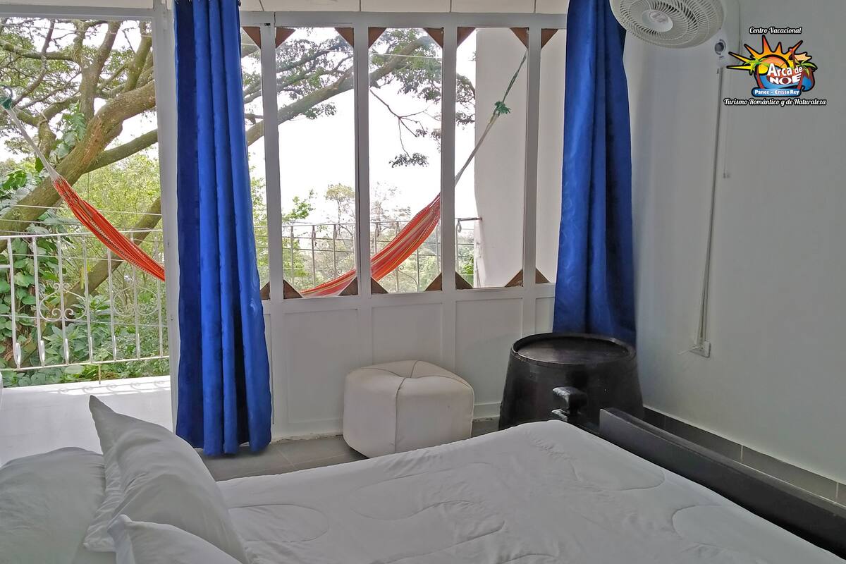 Panoramic Room, 1 Double Bed | Premium bedding, in-room safe, bed sheets