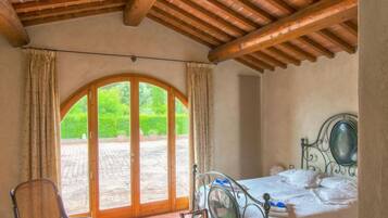 4 bedrooms, internet