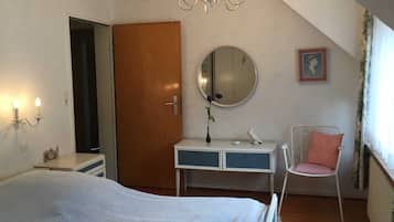 2 bedrooms
