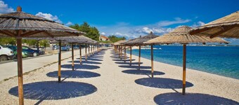 Apartment in Vir with Terrace, Air condition, WIFI, Washing machine (4776-1)