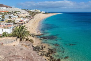 Beach - Apartment near the beach, big terrace with nice sea views, wifi and parking (Costa Calma)