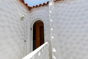 Exterior detail - Apartment near the beach, big terrace with nice sea views, wifi and parking (Costa Calma)