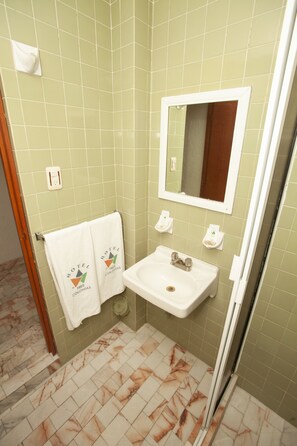 Basic Double Room | Iron/ironing board, free WiFi, bed sheets - Hotel Tres Colonias - Adults Only (Mexico City)